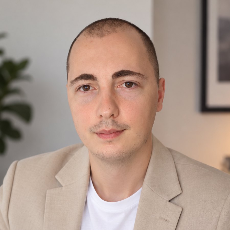 Dragiša Đurasinović - Predavač engleskog jezika u A2C